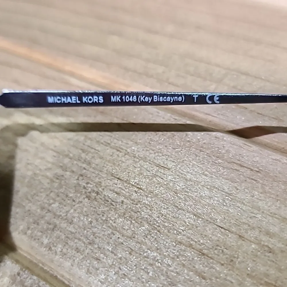 Michael Kors Sunglasses MK1046-115376 Key Biscayne Silver New - Picture 6 of 10